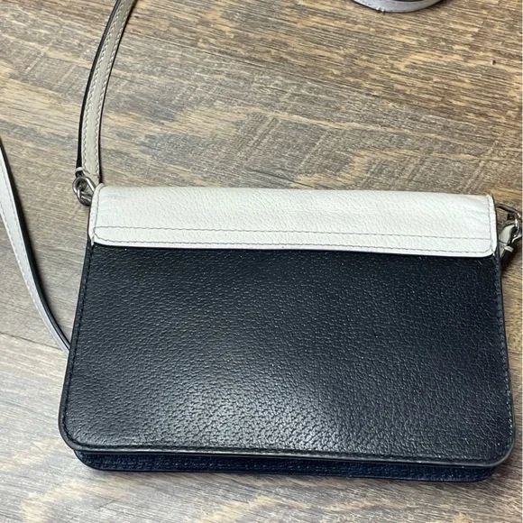 Kate Spade New York Colorblock Ivory Black Pebbled Leather Crossbody Small - Picture 10 of 15